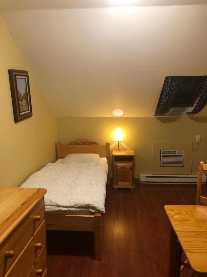 Crowsnest Vineyards Guesthouse Keremeos Kültér fotó