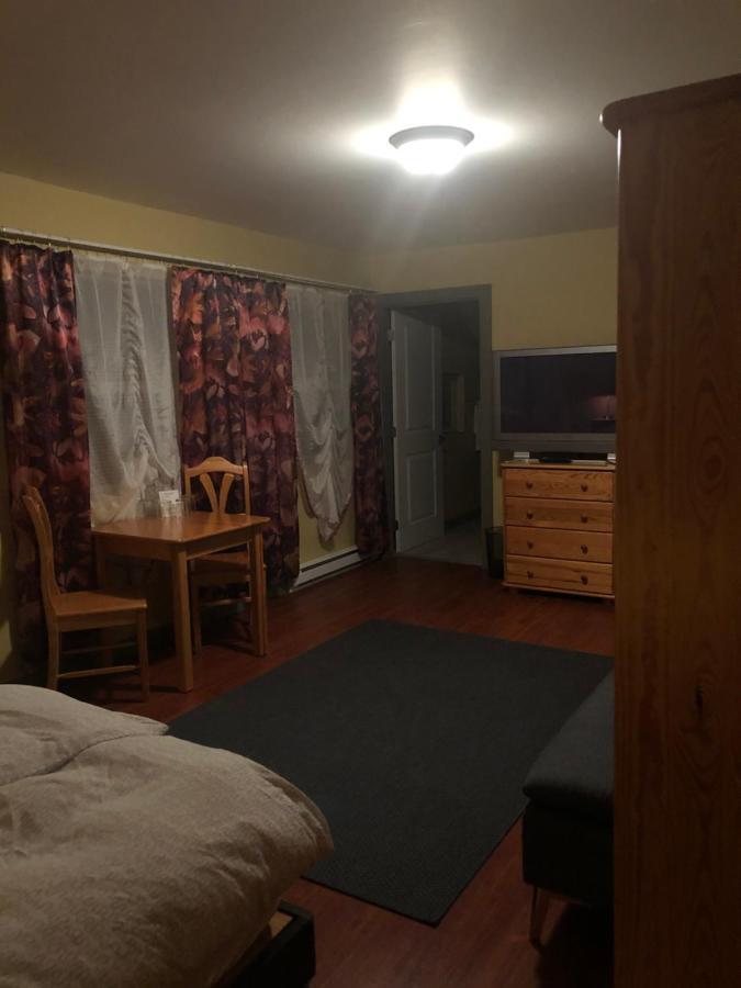 Crowsnest Vineyards Guesthouse Keremeos Kültér fotó