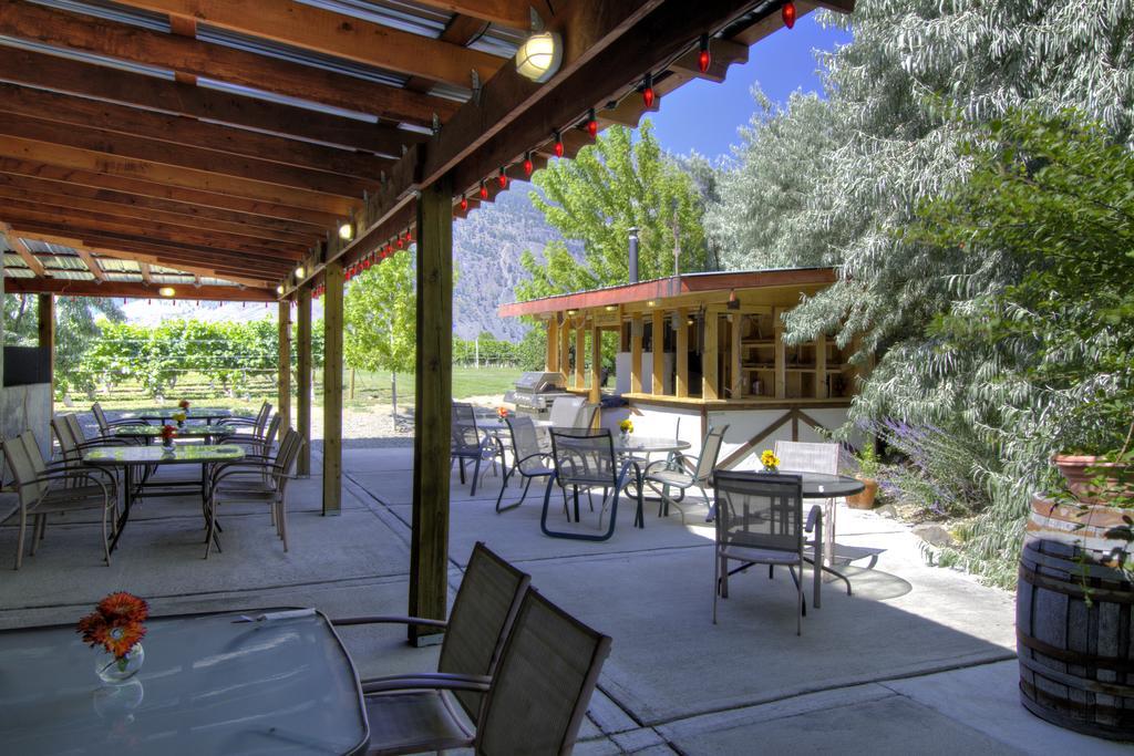 Crowsnest Vineyards Guesthouse Keremeos Kültér fotó