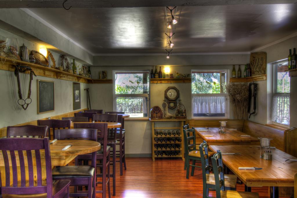 Crowsnest Vineyards Guesthouse Keremeos Kültér fotó