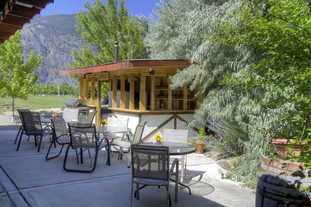 Crowsnest Vineyards Guesthouse Keremeos Kültér fotó